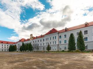 Гостиница Хирів Хыров, Львовская область