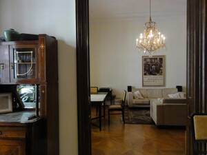 Квартира Необычные и необыкновенные апартаменты в старинном стиле Львов