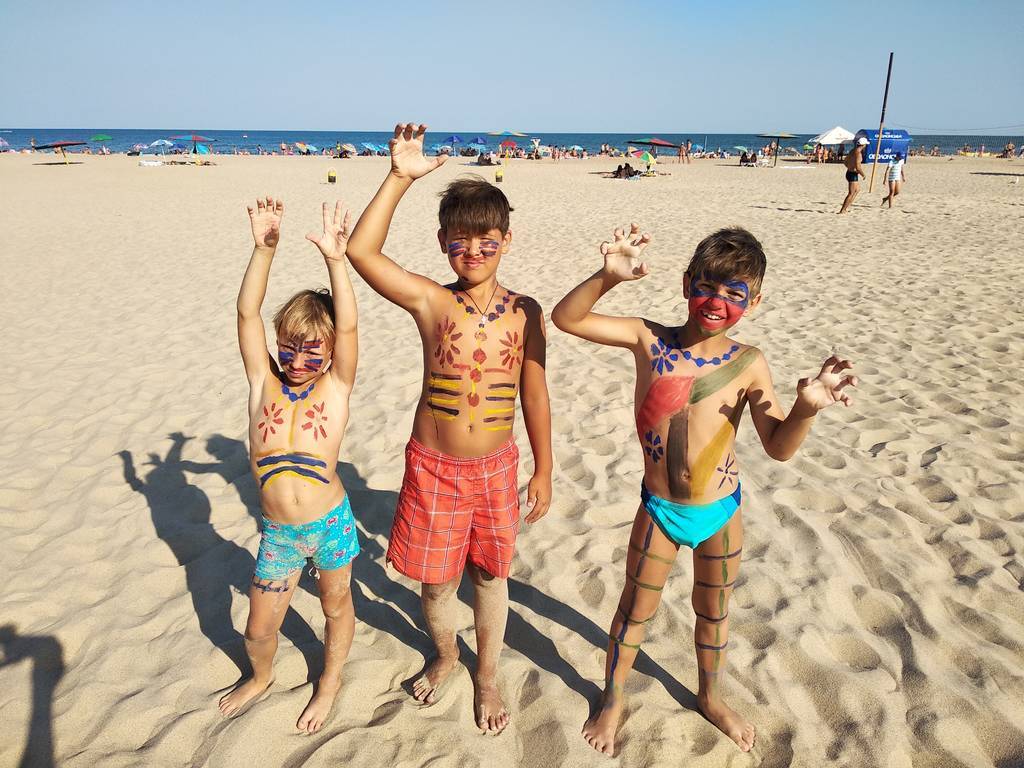 Дети на нудиские пляжи