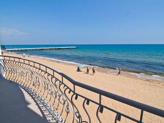 Мини-гостиница Эллинг в Феодосии на Золотом пляже Феодосия, АР Крым