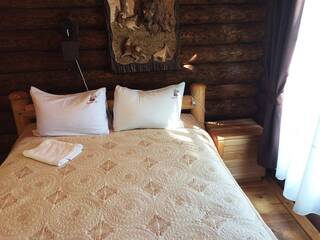 Пропонуємо яскравий відпочинок в гостинній садибі «Родинне гніздо» в селі Канава, Вінницька область!