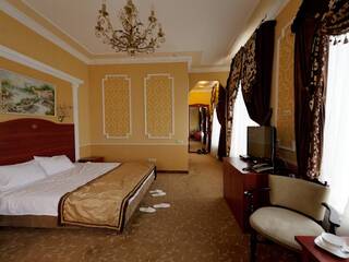 Suite Room